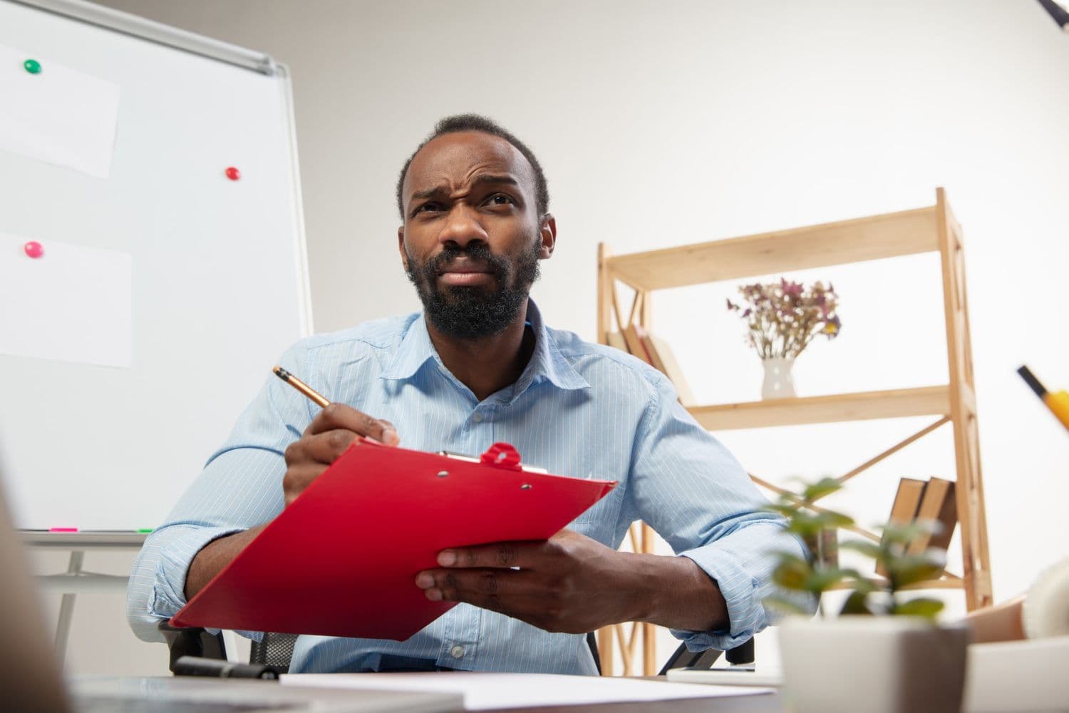 A man learns Phrasal Verbs in English